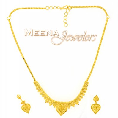 22Kt Yellow Gold Three Piece Necklace Set ( Light Sets )