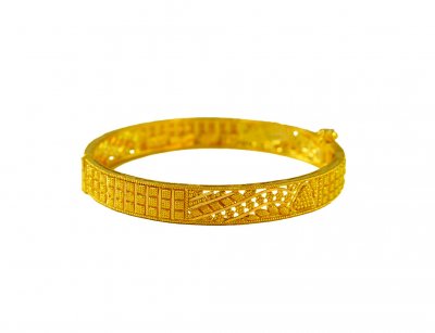 22 Kt Yellow Gold Girls Kada  ( Baby Bangles )