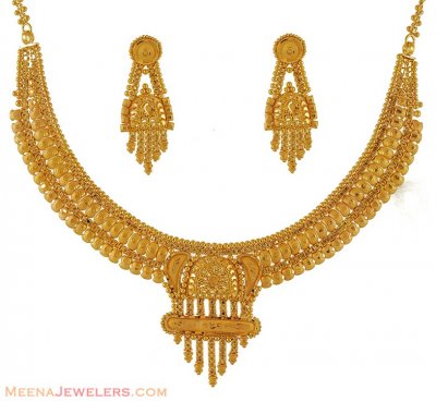 Beautiful Necklace and Earring Set ( 22 Kt Gold Sets )