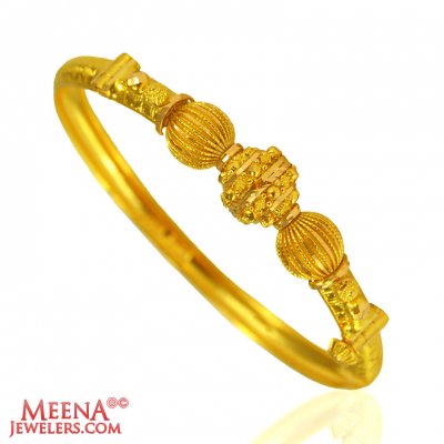 22 k Fancy Ladies Gold Kada (1 pc) ( Kadas )