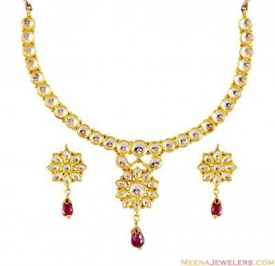 Stylish 22K Gold Kundan Set ( Antique Necklace Sets )