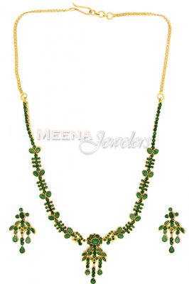 22 Kt Gold Emerald Set ( Combination Necklace Set )