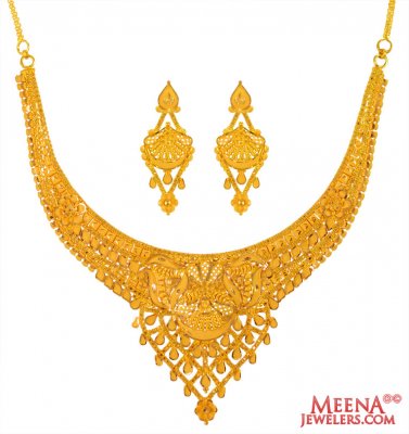 22 Karat Gold Necklace Set ( 22 Kt Gold Sets )