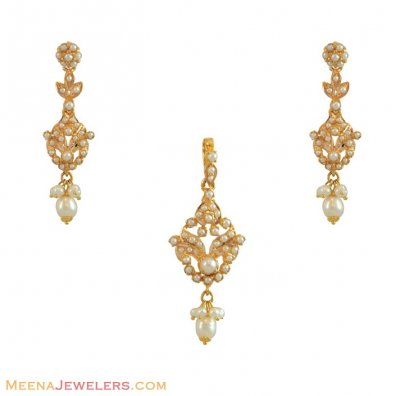 Gold Pendant Set (with Pearls) ( Fancy Pendant Set )