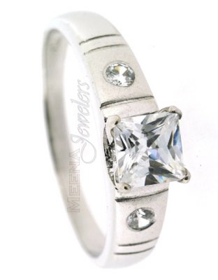 18Kt White Gold Ladies Ring ( Ladies White Gold Rings )