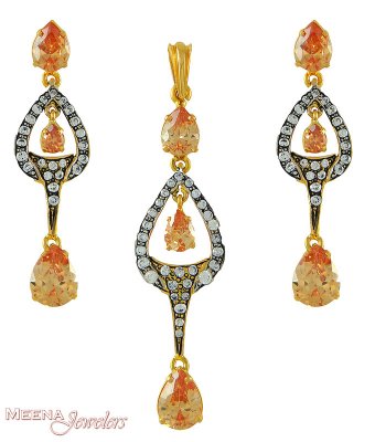 22Kt Gold Designer Pendant Set ( Fancy Pendant Set )