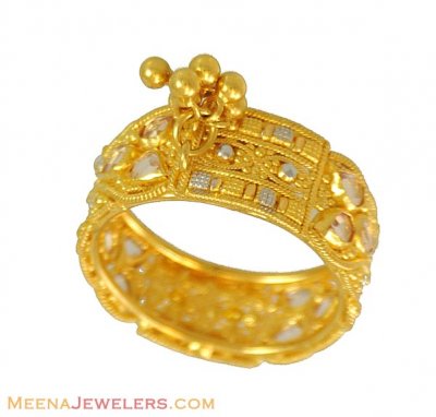 Gold  Polki  Stones  Band ( Ladies Gold Ring )