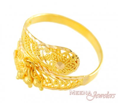 Filigree Ring with center Balls ( Ladies Gold Ring )