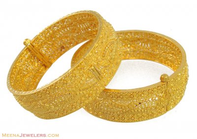 22K Designer Wide Bangles(Pair) ( Kadas )