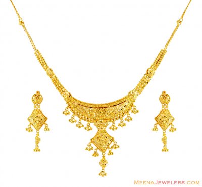 Traditional Gold Necklace Set ( 22 Kt Gold Sets )