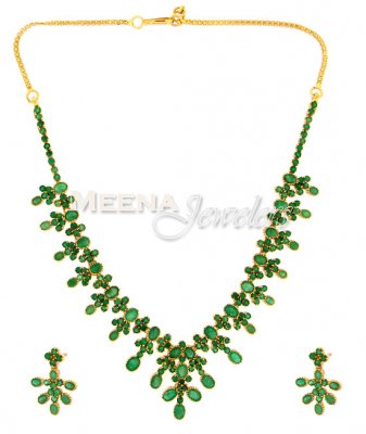 22 Kt Gold Emerald Set ( Combination Necklace Set )