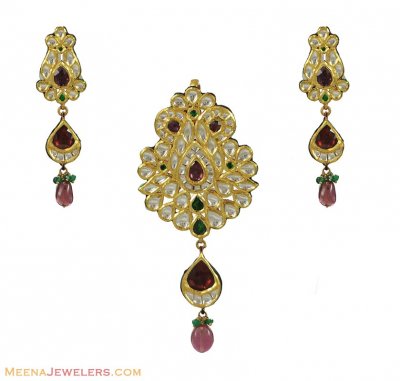 Kundan Pendant Set (22 Karat) ( Antique Pendant Sets )