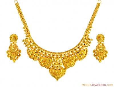22K Gold Leaf Style Necklace Set ( 22 Kt Gold Sets )