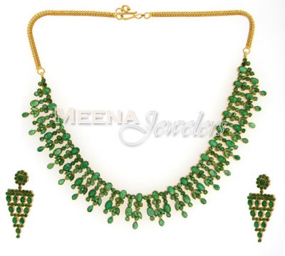 22 Kt Gold Emerald Set ( Combination Necklace Set )