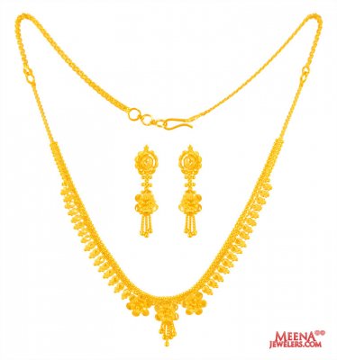 22 Kt Gold Necklace Set ( Light Sets )