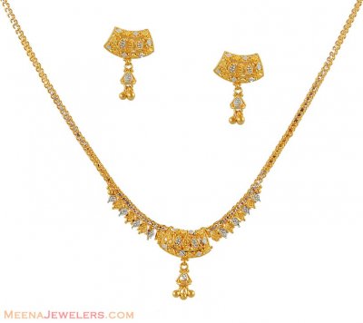 Gold TwoTone Necklace Set ( Light Sets )