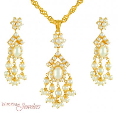 22Kt Gold pendant Set Perls ( Precious Stone Pendant Sets )