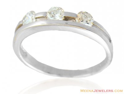 18Kt White Gold CZ Ring ( Ladies White Gold Rings )