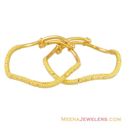 22K Wavy Filigree Baby Kada (2 Pcs) ( Baby Bangles )