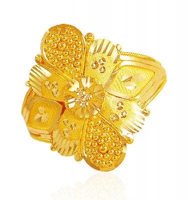 22Kt Gold Filigree Ring  ( Ladies Gold Ring )