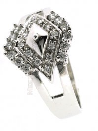 18Kt White Gold Ladies Ring