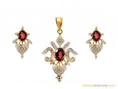 Fancy Diamond Pendant Set