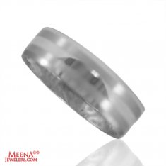 18 Kt White Gold Wedding Band