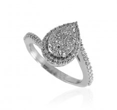 18K Gold Diamond Ladies Ring 